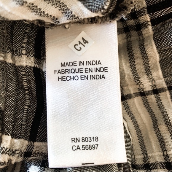 NWOT • Lucky Brand • Gathered-Yoke Button Down Top - Picture 8 of 8